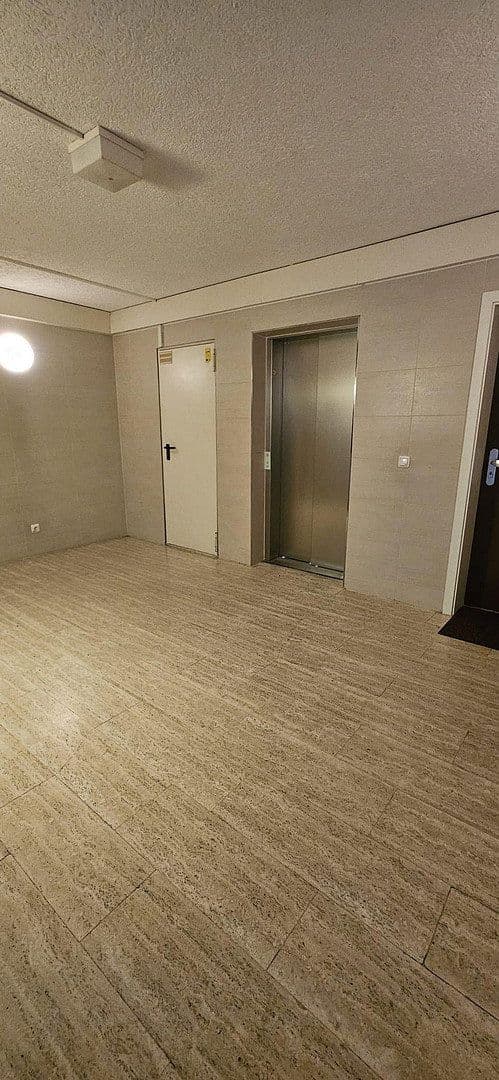 4 bedroom flat for sale, 109 m², Biebesheim am Rhein, Hesse 4 bedroom flat for sale, 109 m², Biebesheim am Rhein, Hesse
