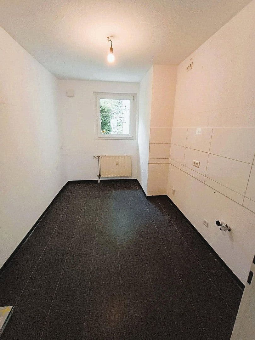 3 bedroom flat to rent, 92 m², Langerfelder Straße 119, Wuppertal, North Rhine-Westphalia 3 bedroom flat to rent, 92 m², Langerfelder Straße 119, Wuppertal, North Rhine-Westphalia