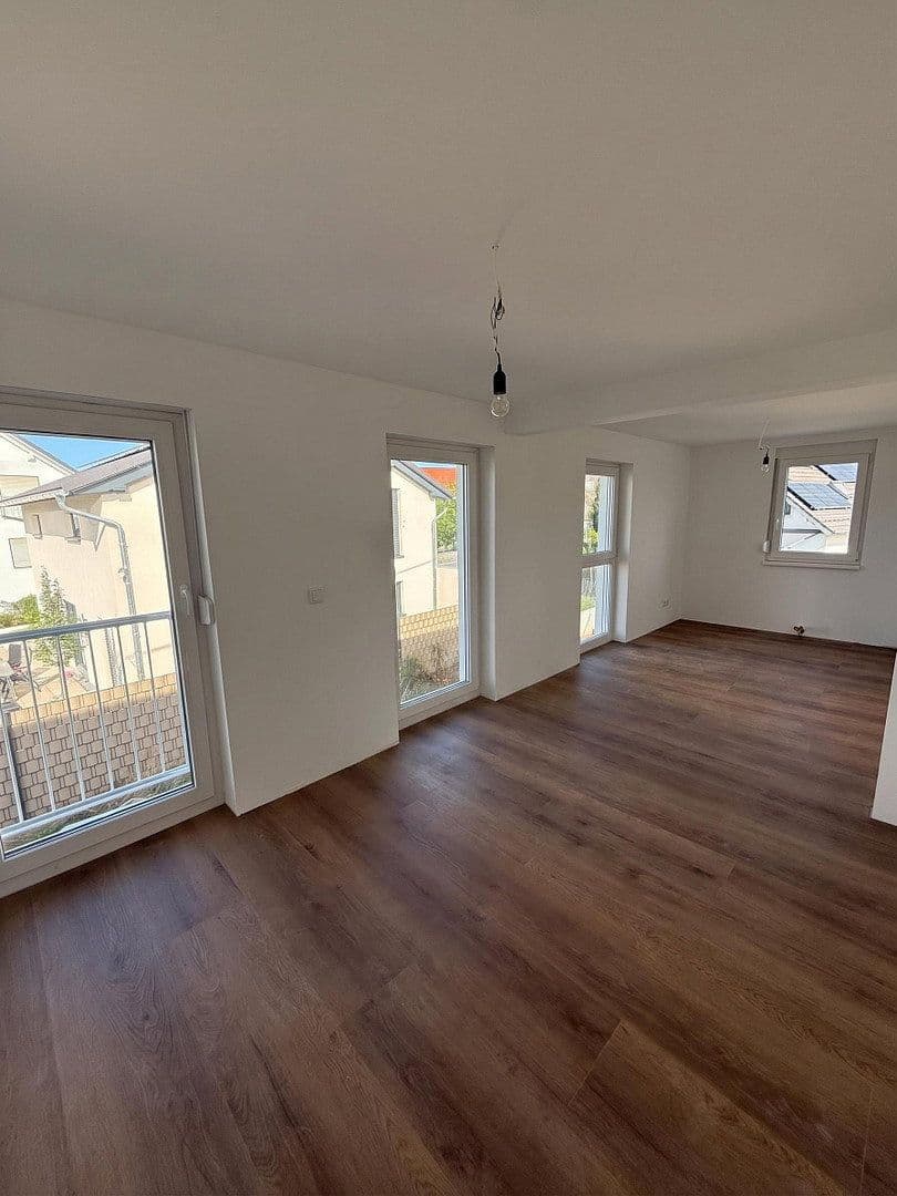 5 bedroom with open-plan kitchen flat to rent, 150 m², Reisachstraße 8, Pliezhausen, Baden-Württemberg 5 bedroom with open-plan kitchen flat to rent, 150 m², Reisachstraße 8, Pliezhausen, Baden-Württemberg