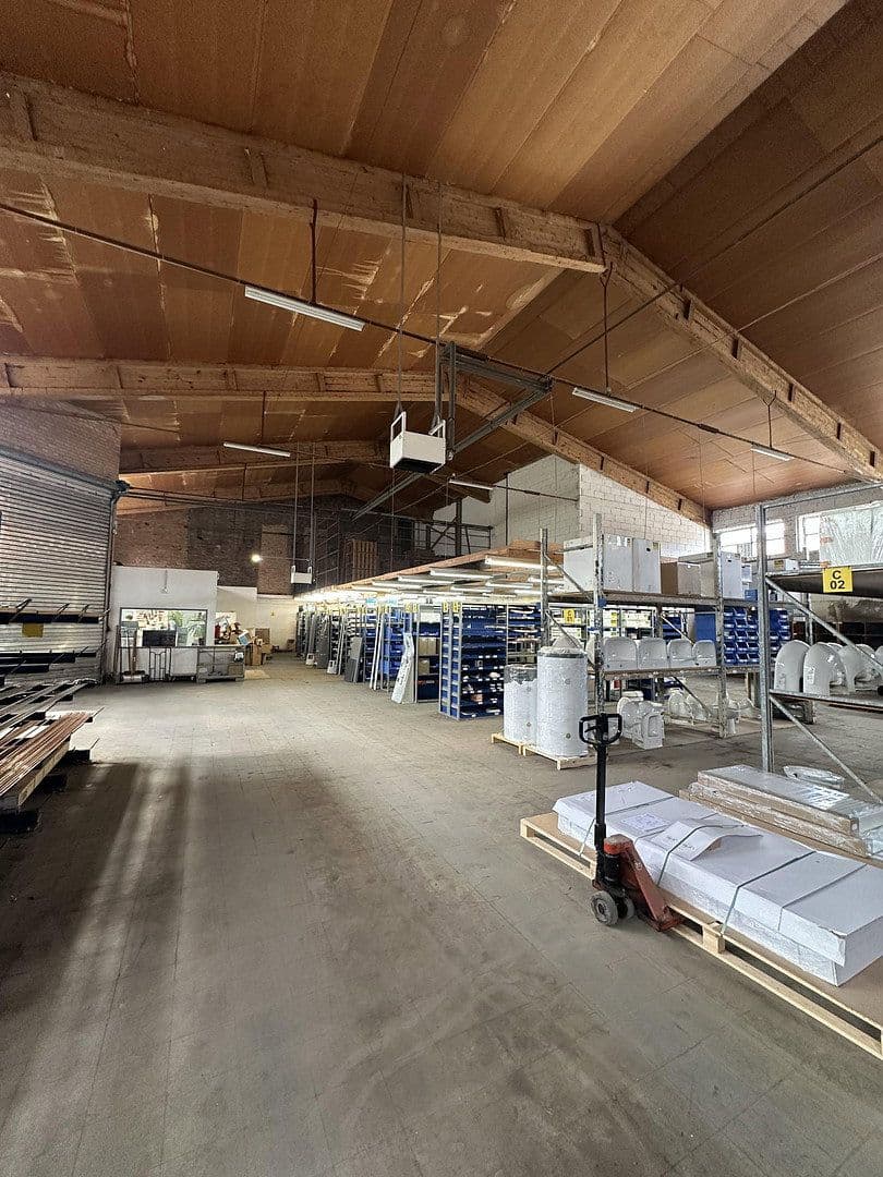 non-residential property to rent, 500 m², Obere Hilgenstock 2, Warburg, North Rhine-Westphalia non-residential property to rent, 500 m², Obere Hilgenstock 2, Warburg, North Rhine-Westphalia