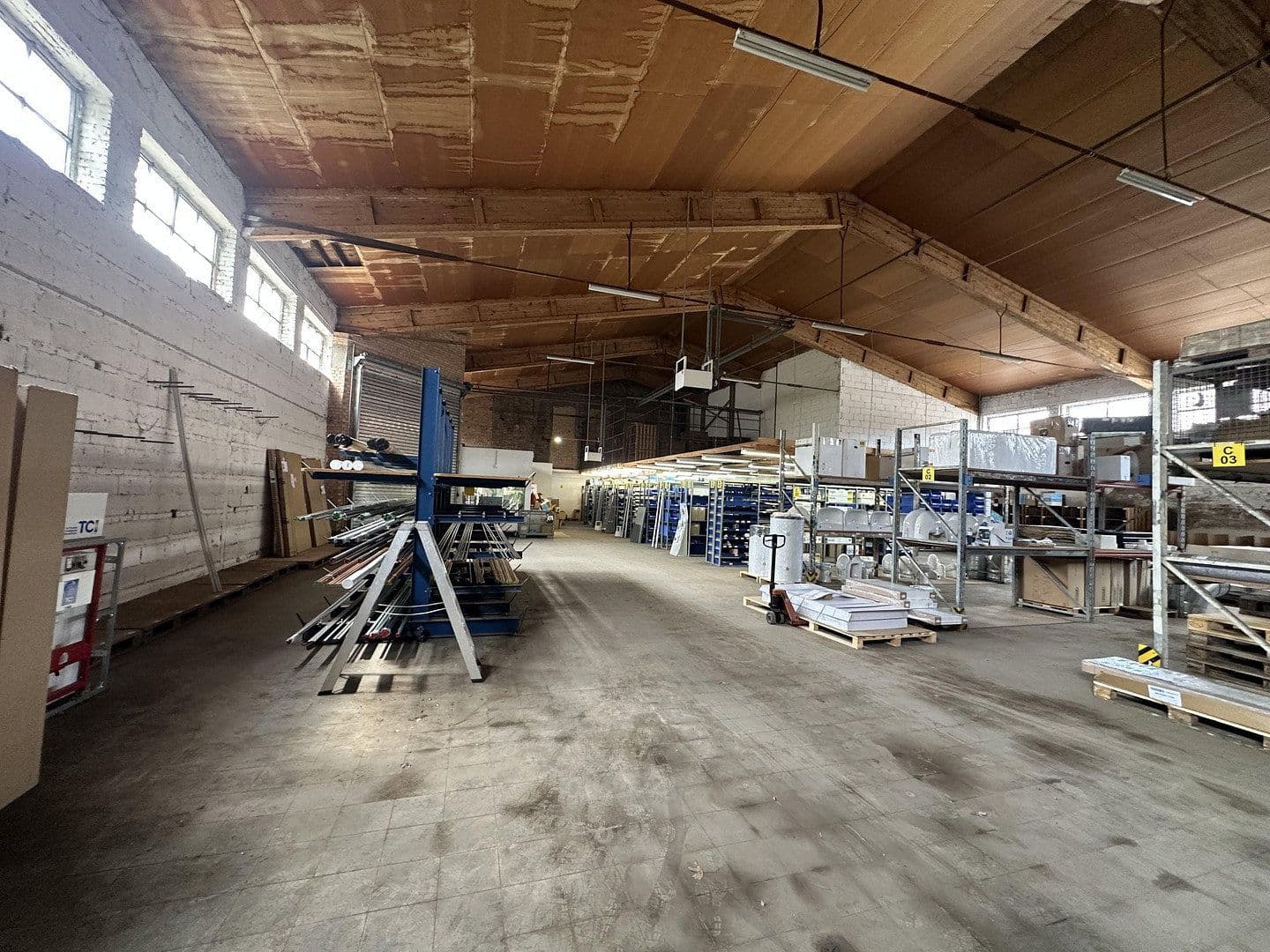 non-residential property to rent, 500 m², Obere Hilgenstock 2, Warburg, North Rhine-Westphalia non-residential property to rent, 500 m², Obere Hilgenstock 2, Warburg, North Rhine-Westphalia