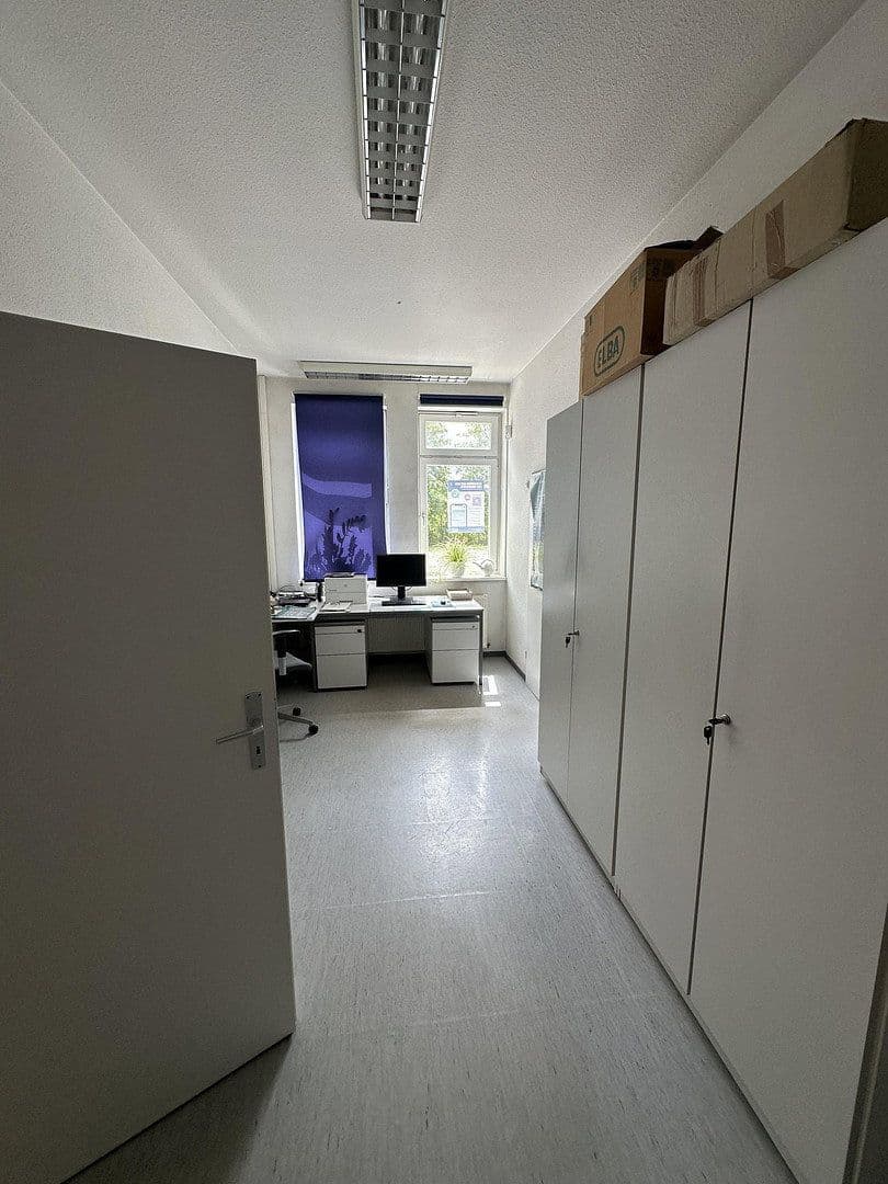 non-residential property to rent, 500 m², Obere Hilgenstock 2, Warburg, North Rhine-Westphalia non-residential property to rent, 500 m², Obere Hilgenstock 2, Warburg, North Rhine-Westphalia