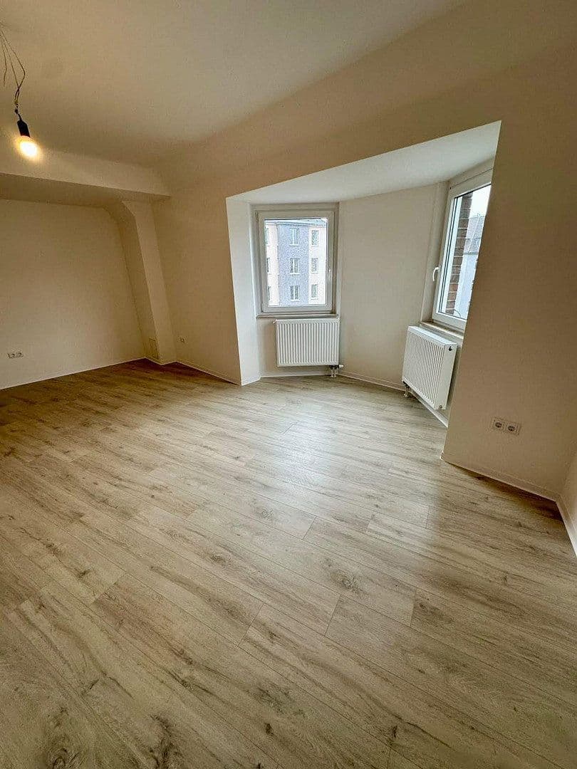 4 bedroom flat to rent, 135 m², Färberstr. 100, Düsseldorf, North Rhine-Westphalia 4 bedroom flat to rent, 135 m², Färberstr. 100, Düsseldorf, North Rhine-Westphalia