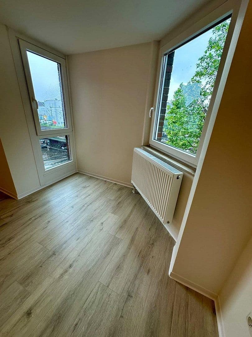 4 bedroom flat to rent, 135 m², Färberstr. 100, Düsseldorf, North Rhine-Westphalia 4 bedroom flat to rent, 135 m², Färberstr. 100, Düsseldorf, North Rhine-Westphalia