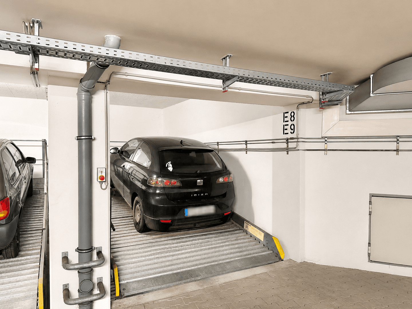 garage to rent, 0 m², Schroeterstraße 22, Dresden, Saxony garage to rent, 0 m², Schroeterstraße 22, Dresden, Saxony