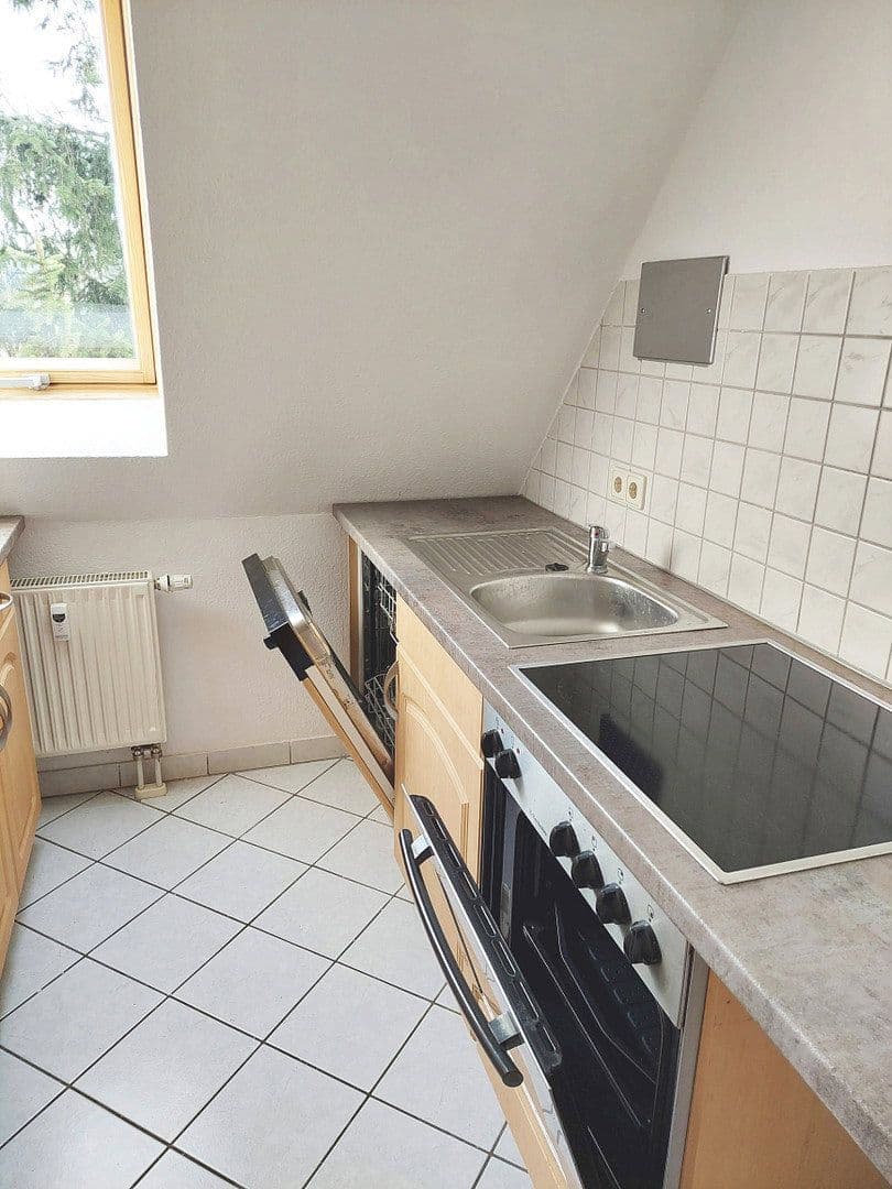 3 bedroom flat to rent, 45 m², West Straße 9, Gersdorf, Saxony 3 bedroom flat to rent, 45 m², West Straße 9, Gersdorf, Saxony