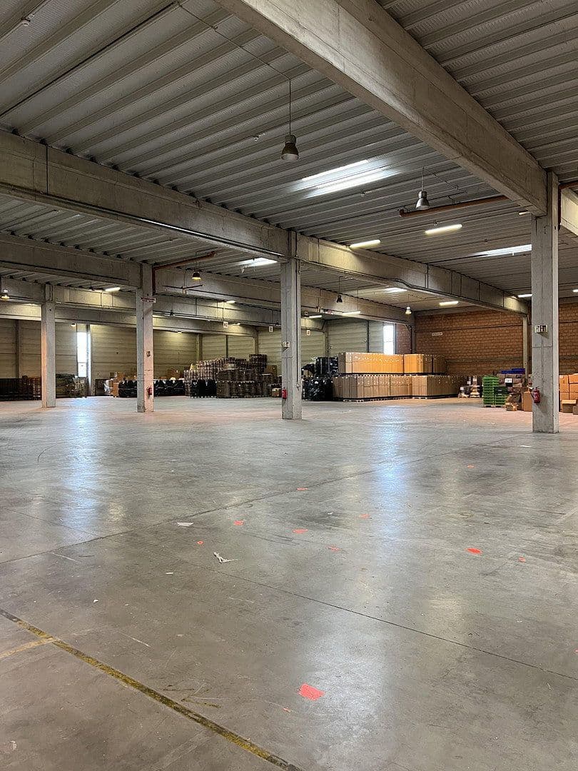 non-residential property to rent, 35,000 m², Obere Hilgenstock 2-8, Warburg, North Rhine-Westphalia non-residential property to rent, 35,000 m², Obere Hilgenstock 2-8, Warburg, North Rhine-Westphalia