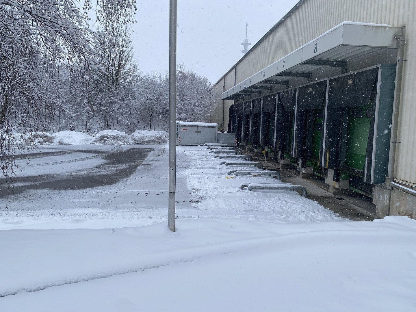 non-residential property to rent, 35,000 m², Obere Hilgenstock 2-8, Warburg, North Rhine-Westphalia non-residential property to rent, 35,000 m², Obere Hilgenstock 2-8, Warburg, North Rhine-Westphalia