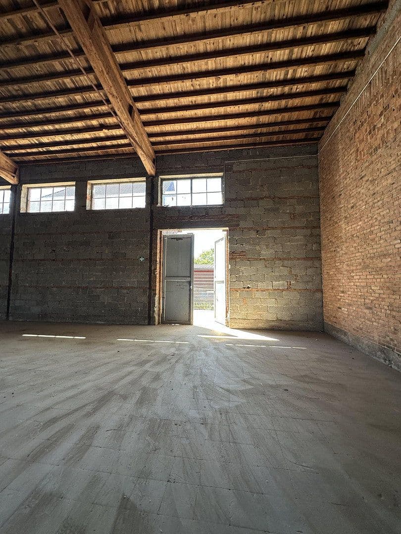 non-residential property to rent, 35,000 m², Obere Hilgenstock 2-8, Warburg, North Rhine-Westphalia non-residential property to rent, 35,000 m², Obere Hilgenstock 2-8, Warburg, North Rhine-Westphalia