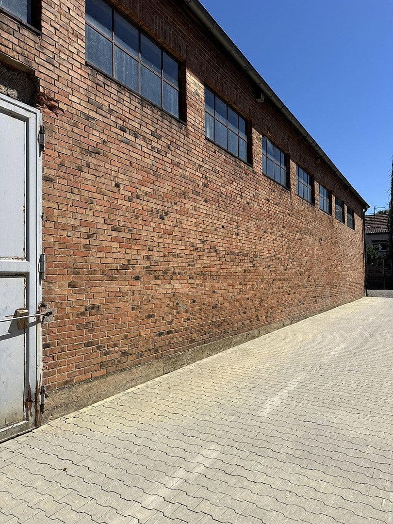 non-residential property to rent, 35,000 m², Obere Hilgenstock 2-8, Warburg, North Rhine-Westphalia non-residential property to rent, 35,000 m², Obere Hilgenstock 2-8, Warburg, North Rhine-Westphalia
