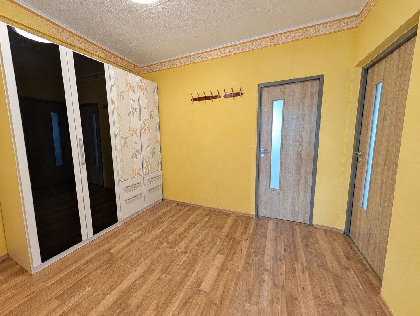 2 bedroom with open-plan kitchen flat to rent, 62 m², Mikulášská, Aš, Karlovarský Region 2 bedroom with open-plan kitchen flat to rent, 62 m², Mikulášská, Aš, Karlovarský Region