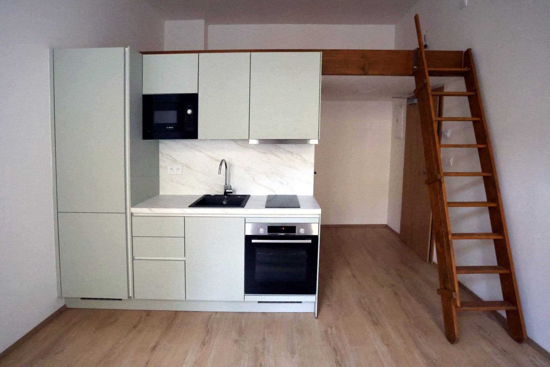 Studio flat to rent, 28 m², Sokolská, Prague, Prague Studio flat to rent, 28 m², Sokolská, Prague, Prague