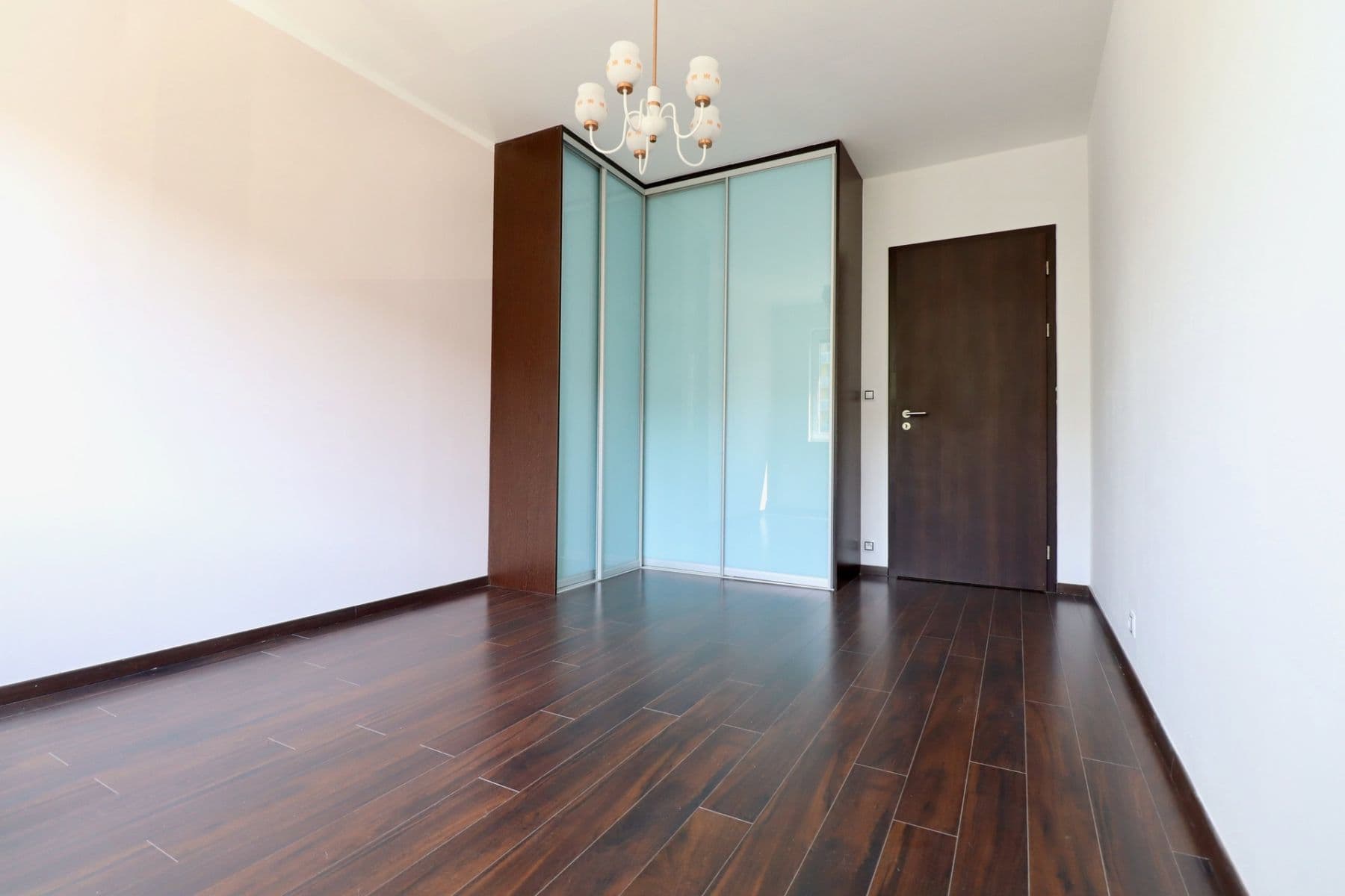 2 bedroom with open-plan kitchen flat to rent, 69 m², Chlebovická, Prague, Prague 2 bedroom with open-plan kitchen flat to rent, 69 m², Chlebovická, Prague, Prague