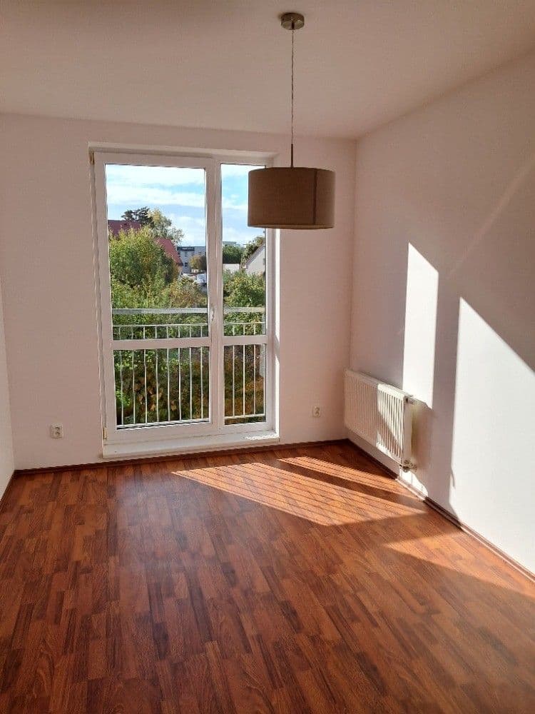 2 bedroom with open-plan kitchen flat for sale, 75 m², Havlíčkovo nám., Rudná, Středočeský Region 2 bedroom with open-plan kitchen flat for sale, 75 m², Havlíčkovo nám., Rudná, Středočeský Region