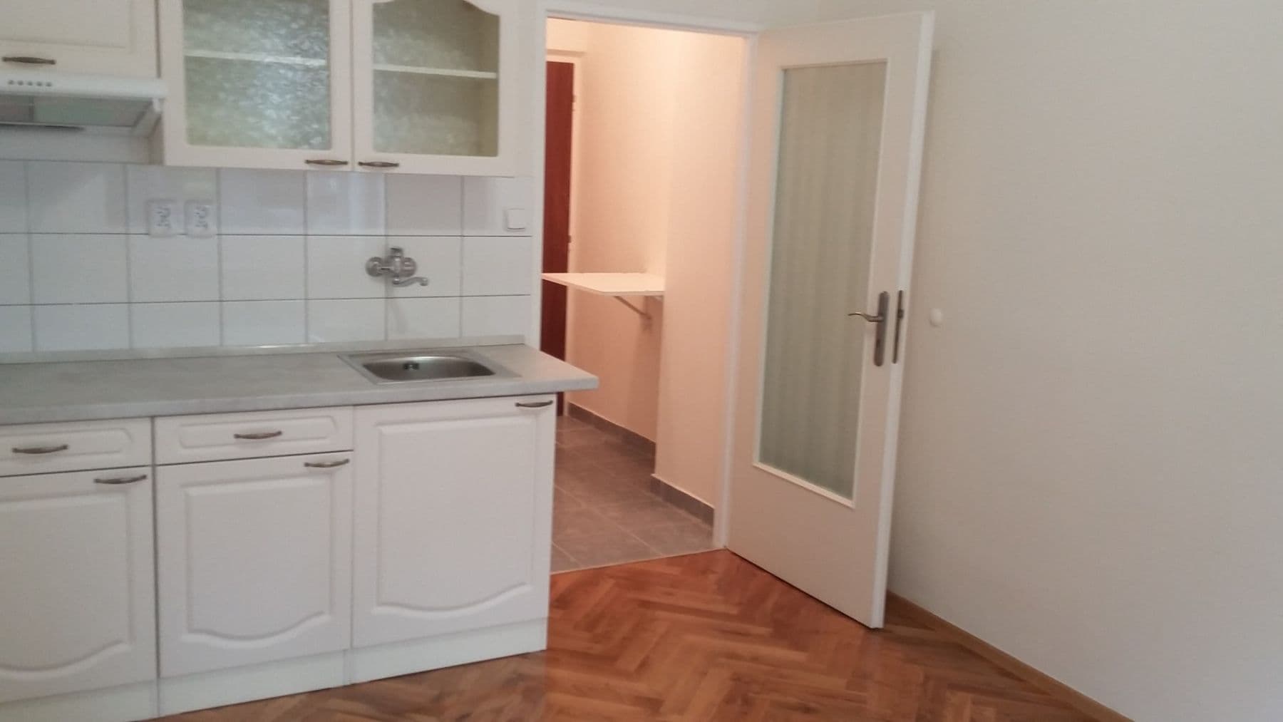 Studio flat to rent, 17 m², Bajkalská, Prague, Prague Studio flat to rent, 17 m², Bajkalská, Prague, Prague