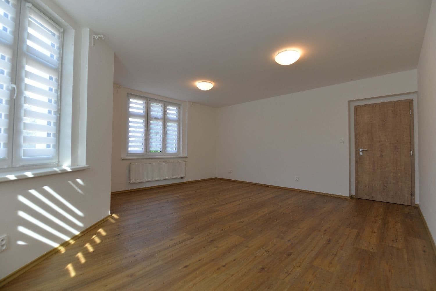 2 bedroom with open-plan kitchen flat to rent, 94 m², Lounská, Teplice, Ústecký Region 2 bedroom with open-plan kitchen flat to rent, 94 m², Lounská, Teplice, Ústecký Region