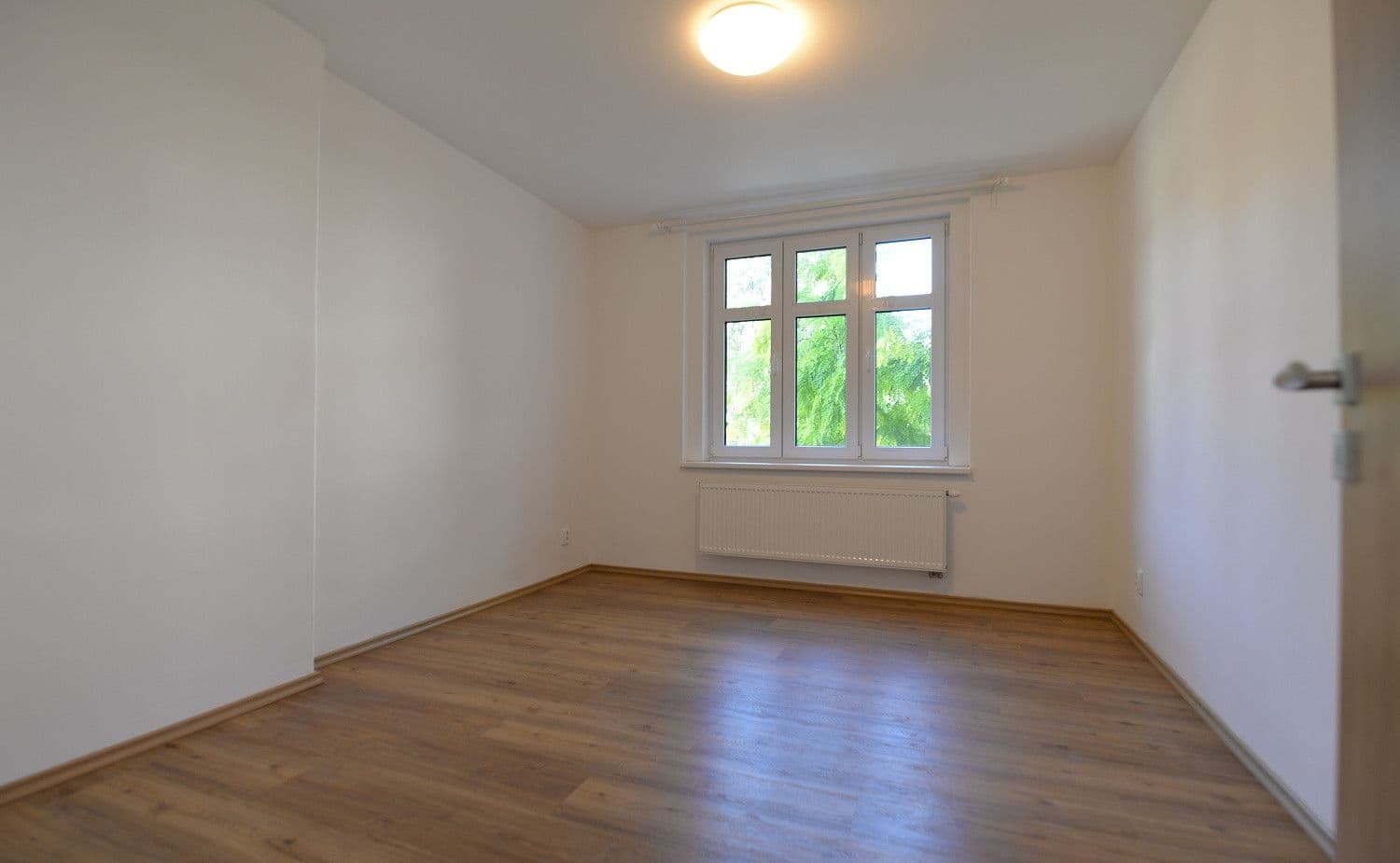 2 bedroom with open-plan kitchen flat to rent, 94 m², Lounská, Teplice, Ústecký Region 2 bedroom with open-plan kitchen flat to rent, 94 m², Lounská, Teplice, Ústecký Region