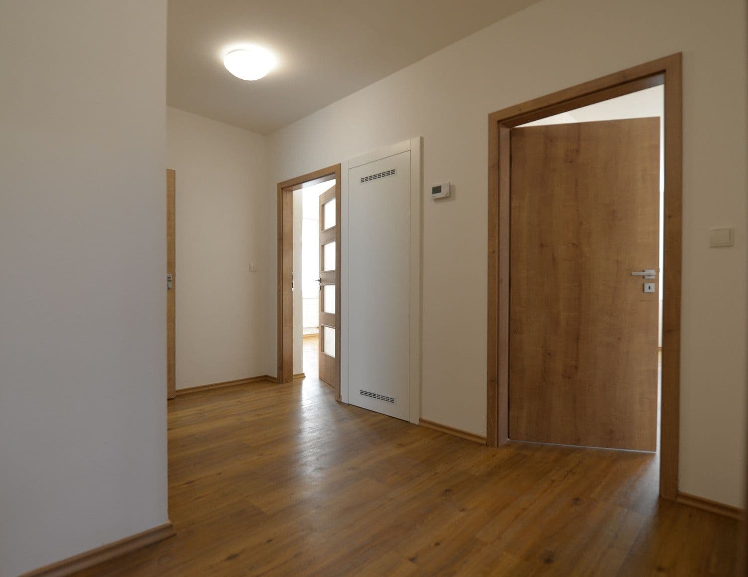 2 bedroom with open-plan kitchen flat to rent, 94 m², Lounská, Teplice, Ústecký Region 2 bedroom with open-plan kitchen flat to rent, 94 m², Lounská, Teplice, Ústecký Region