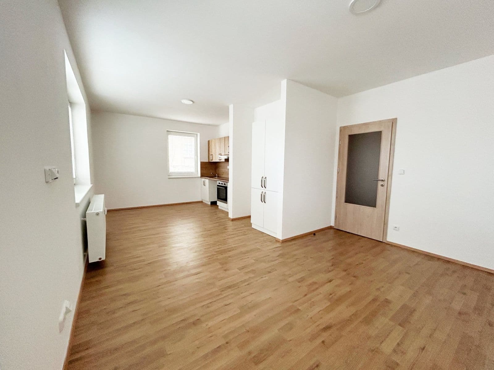 1 bedroom with open-plan kitchen flat to rent, 56 m², Palackého, Velim, Středočeský Region 1 bedroom with open-plan kitchen flat to rent, 56 m², Palackého, Velim, Středočeský Region