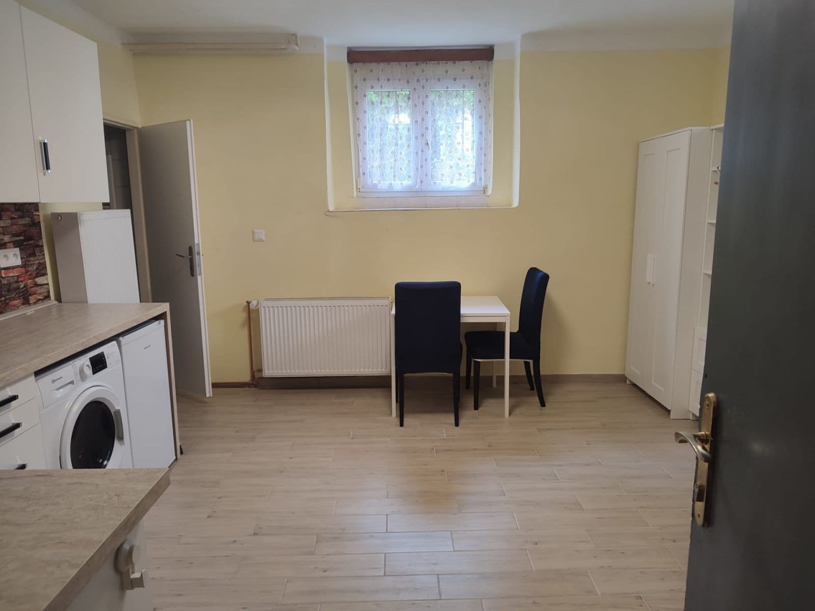 Studio flat to rent, 19 m², Na Záhonech, Prague, Prague Studio flat to rent, 19 m², Na Záhonech, Prague, Prague