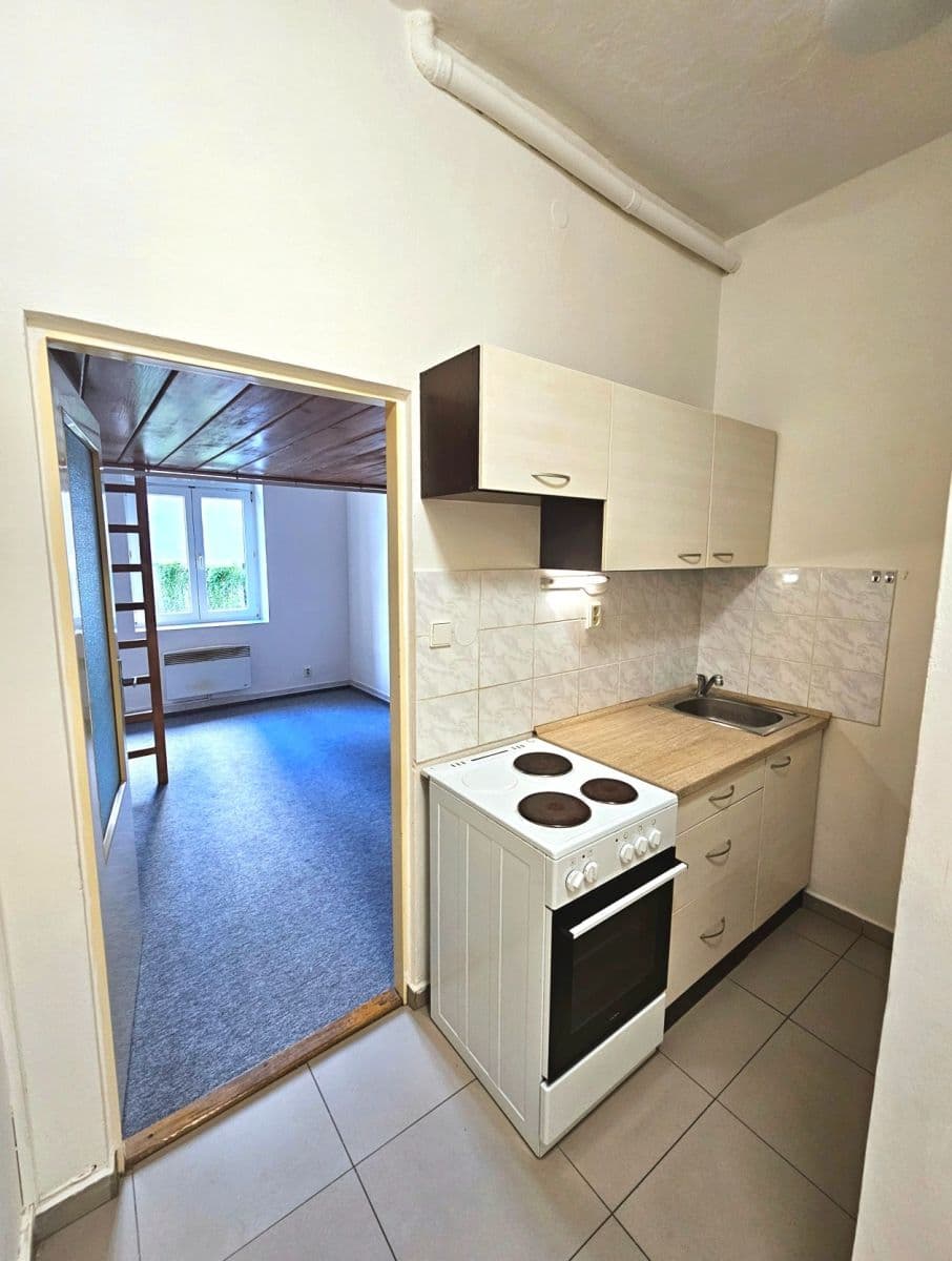 1 bedroom flat to rent, 22 m², Karáskovo náměstí, Brno, Jihomoravský Region 1 bedroom flat to rent, 22 m², Karáskovo náměstí, Brno, Jihomoravský Region