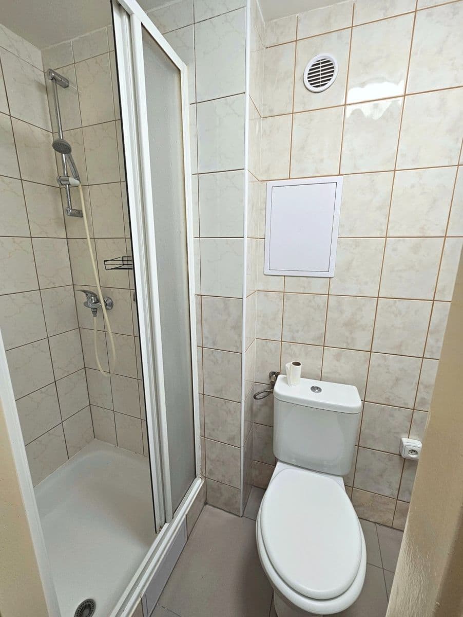 1 bedroom flat to rent, 22 m², Karáskovo náměstí, Brno, Jihomoravský Region 1 bedroom flat to rent, 22 m², Karáskovo náměstí, Brno, Jihomoravský Region