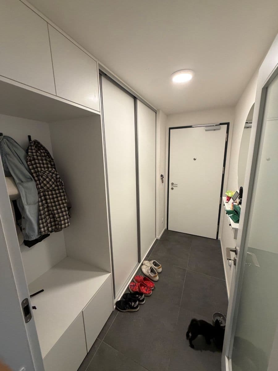 1 bedroom with open-plan kitchen flat to rent, 64 m², Albrightové, Prague, Prague 1 bedroom with open-plan kitchen flat to rent, 64 m², Albrightové, Prague, Prague