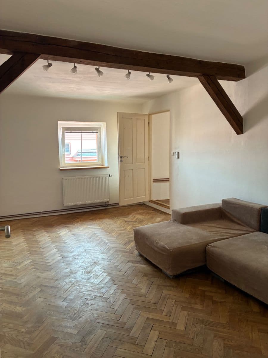 2 bedroom with open-plan kitchen flat to rent, 63 m², Přístavní, Prague, Prague 2 bedroom with open-plan kitchen flat to rent, 63 m², Přístavní, Prague, Prague
