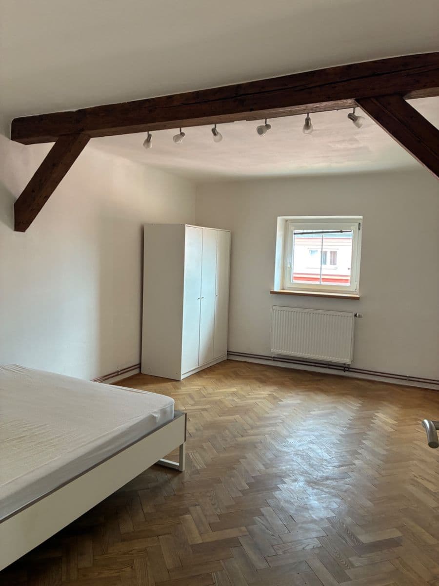 2 bedroom with open-plan kitchen flat to rent, 63 m², Přístavní, Prague, Prague 2 bedroom with open-plan kitchen flat to rent, 63 m², Přístavní, Prague, Prague