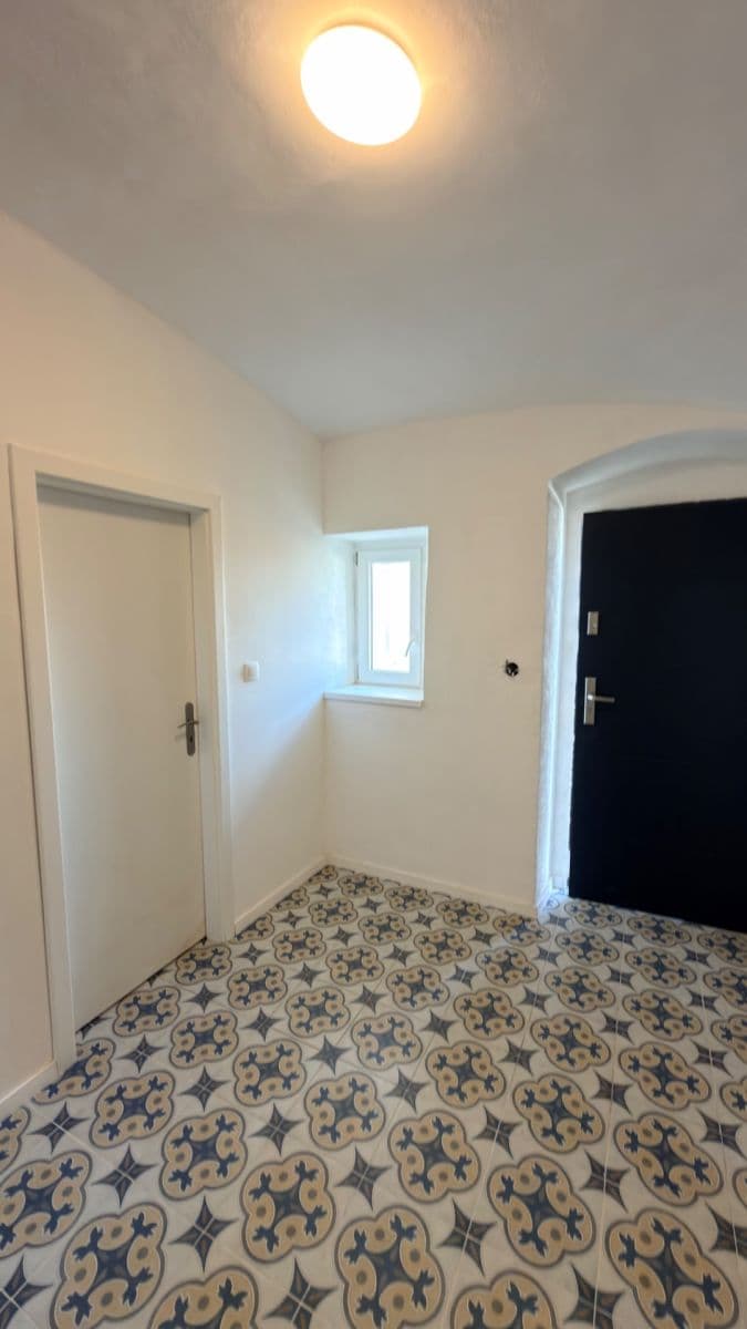 1 bedroom with open-plan kitchen flat to rent, 45 m², Zdislavy z Lemberka, Jablonné v Podještědí, Liberecký Region 1 bedroom with open-plan kitchen flat to rent, 45 m², Zdislavy z Lemberka, Jablonné v Podještědí, Liberecký Region
