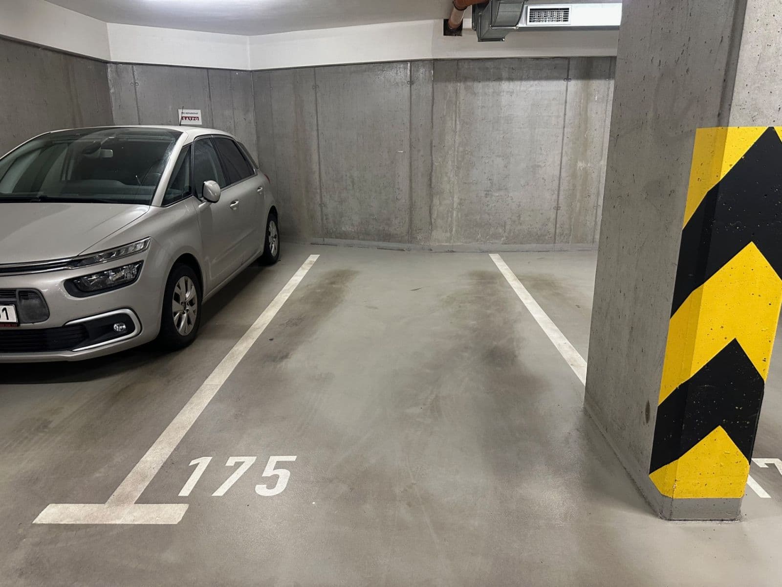garage to rent, 13 m², Prague, Prague garage to rent, 13 m², Prague, Prague