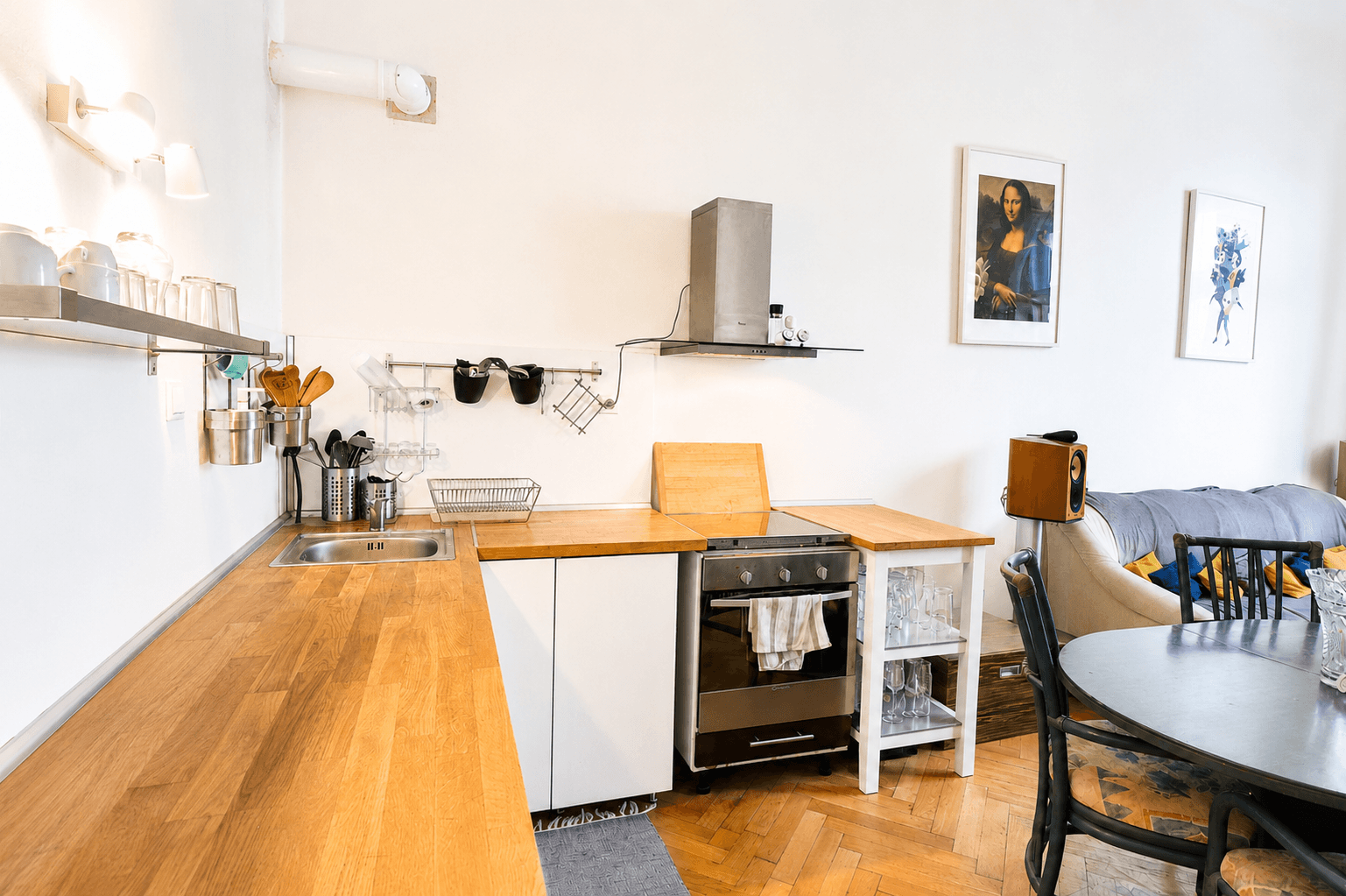 2 bedroom with open-plan kitchen flat to rent, 120 m², Brno, Jihomoravský Region 2 bedroom with open-plan kitchen flat to rent, 120 m², Brno, Jihomoravský Region