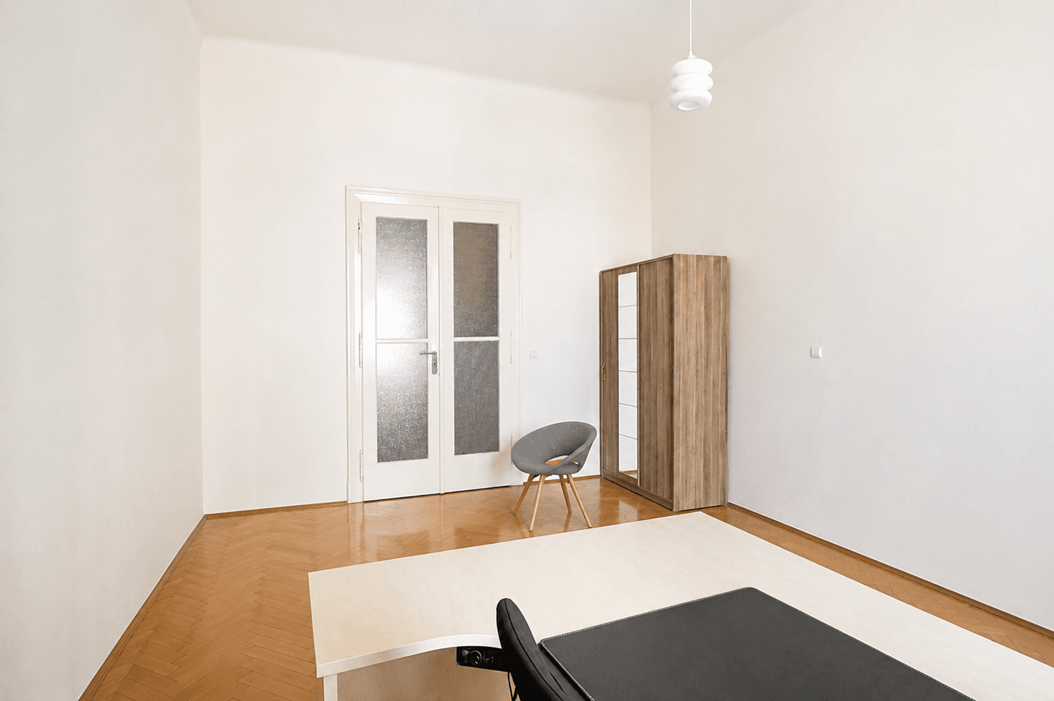 2 bedroom with open-plan kitchen flat to rent, 120 m², Brno, Jihomoravský Region 2 bedroom with open-plan kitchen flat to rent, 120 m², Brno, Jihomoravský Region