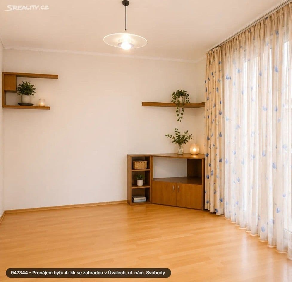 3 bedroom with open-plan kitchen flat to rent, 105 m², nám. Svobody, Úvaly, Středočeský Region 3 bedroom with open-plan kitchen flat to rent, 105 m², nám. Svobody, Úvaly, Středočeský Region
