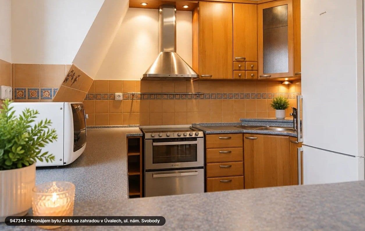 3 bedroom with open-plan kitchen flat to rent, 105 m², nám. Svobody, Úvaly, Středočeský Region 3 bedroom with open-plan kitchen flat to rent, 105 m², nám. Svobody, Úvaly, Středočeský Region