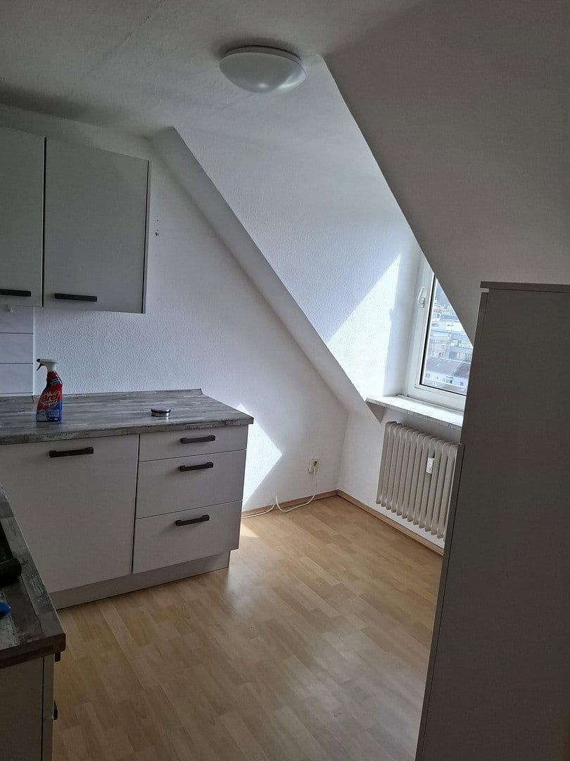 2 bedroom flat to rent, 47 m², Plateniusstr. 18, Wuppertal, North Rhine-Westphalia 2 bedroom flat to rent, 47 m², Plateniusstr. 18, Wuppertal, North Rhine-Westphalia