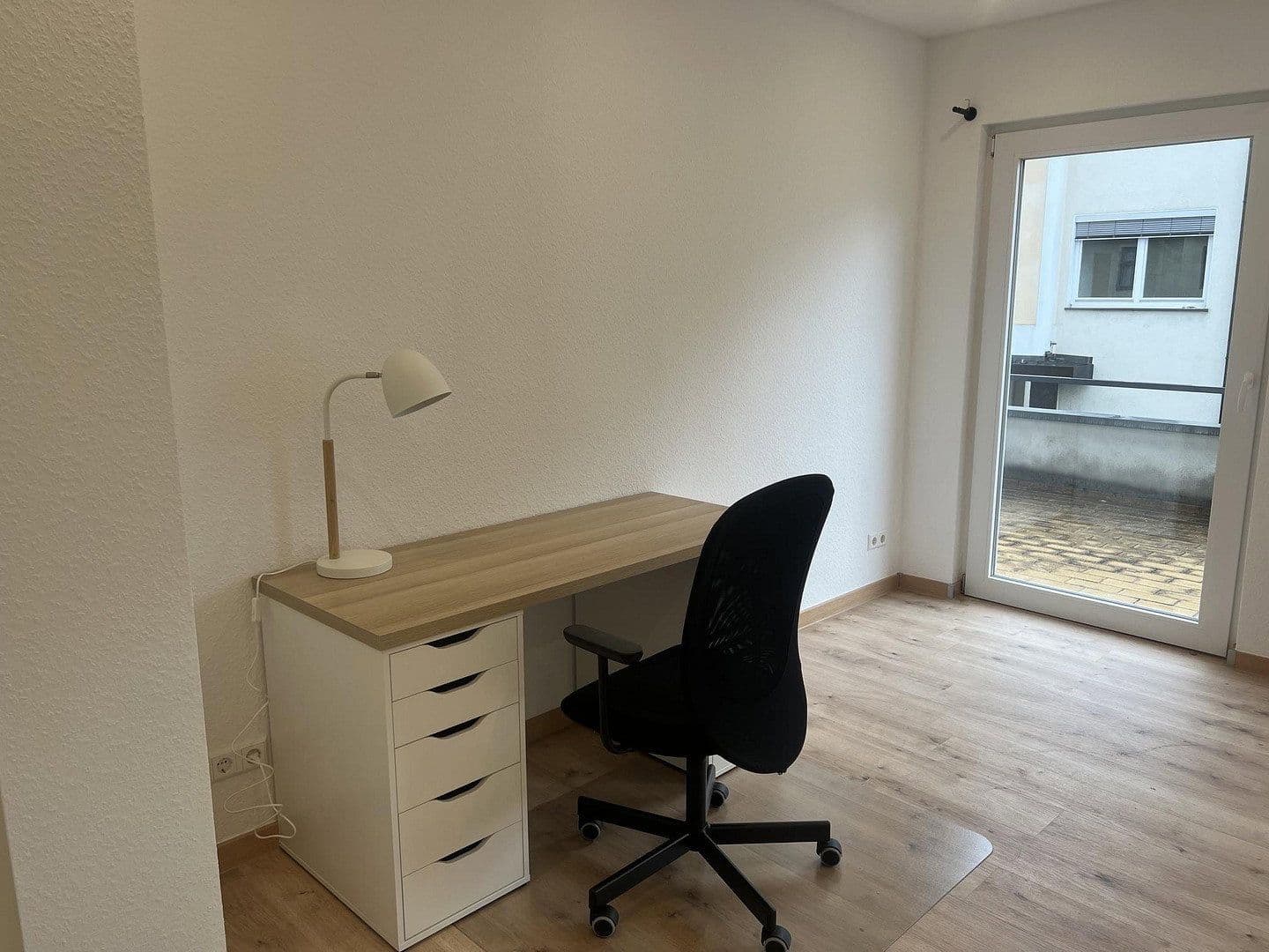 4 bedroom flat to rent, 105 m², Esslingen am Neckar, Baden-Württemberg 4 bedroom flat to rent, 105 m², Esslingen am Neckar, Baden-Württemberg