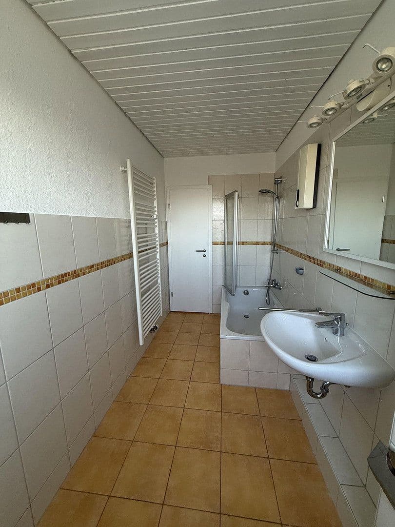 3 bedroom flat to rent, 71 m², Bovenden, Lower Saxony 3 bedroom flat to rent, 71 m², Bovenden, Lower Saxony