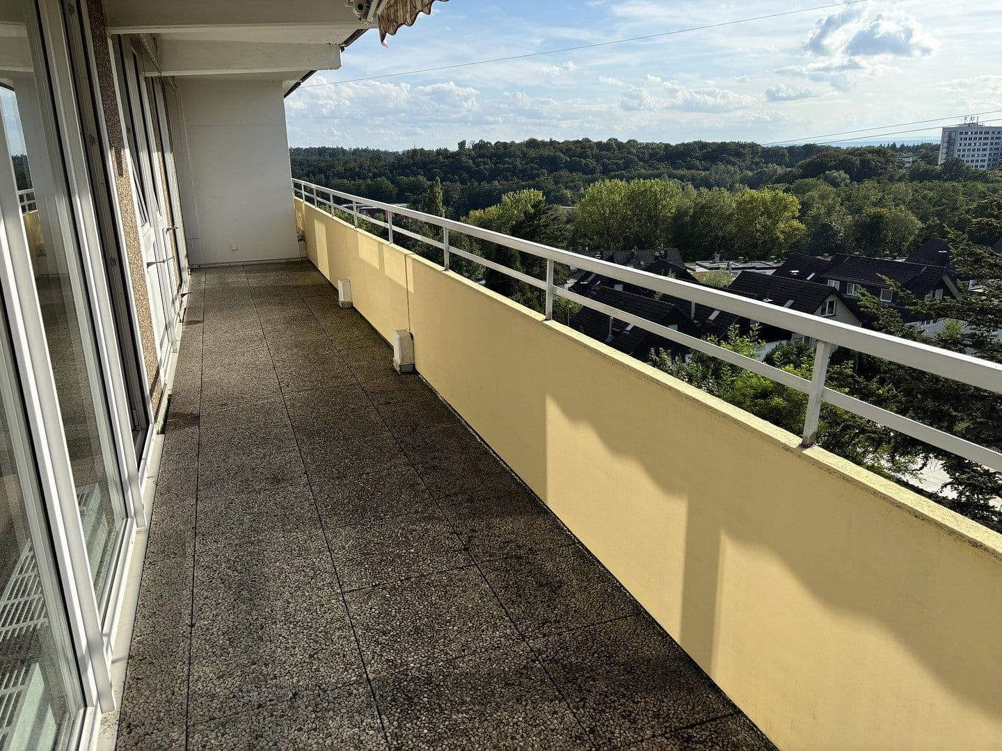 2 bedroom flat to rent, 69 m², Otto-Hahn-Straße 1, Bergisch Gladbach, North Rhine-Westphalia 2 bedroom flat to rent, 69 m², Otto-Hahn-Straße 1, Bergisch Gladbach, North Rhine-Westphalia