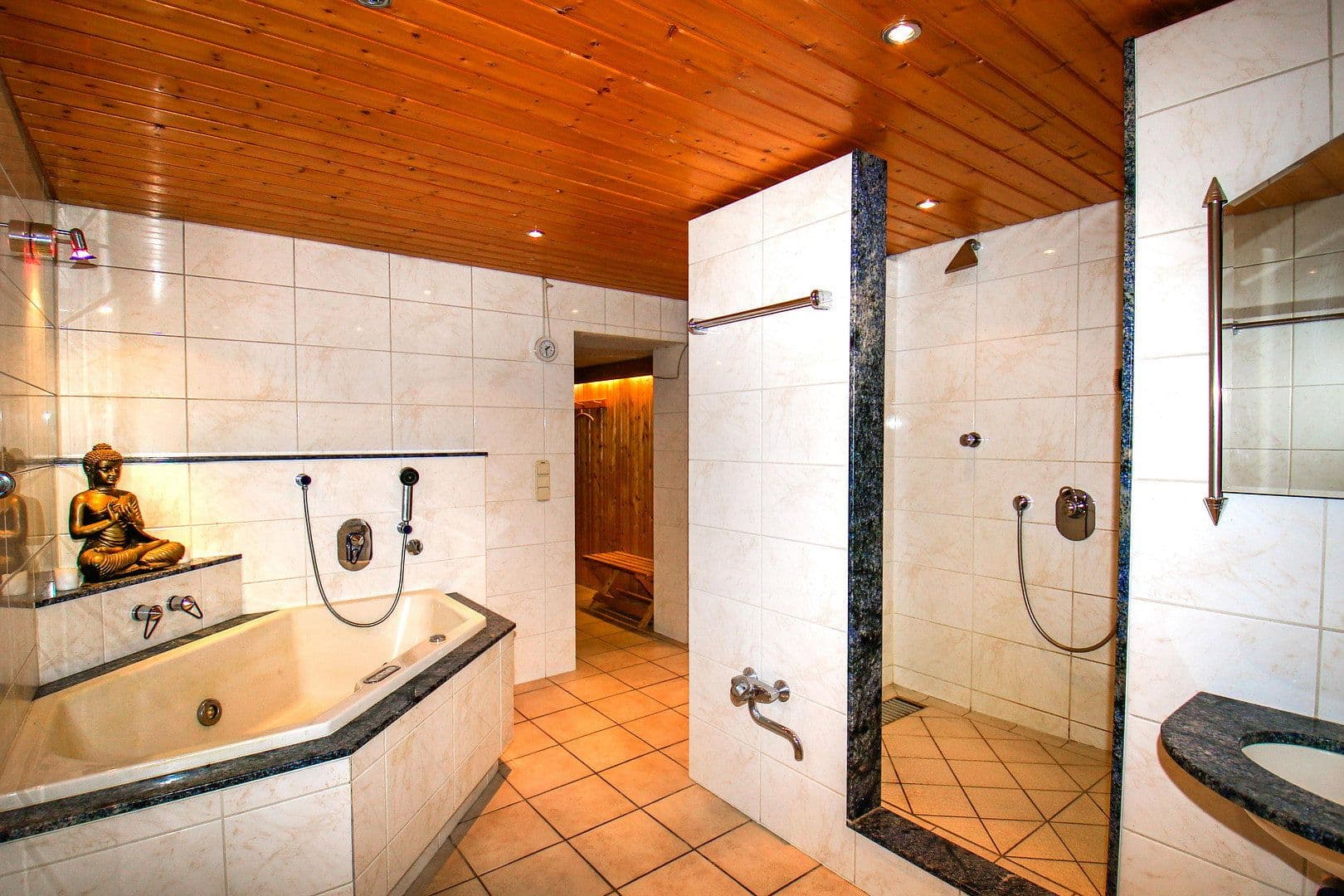 house for sale, 227 m², Ludwigshafen Maudach, Rhineland-Palatinate house for sale, 227 m², Ludwigshafen Maudach, Rhineland-Palatinate