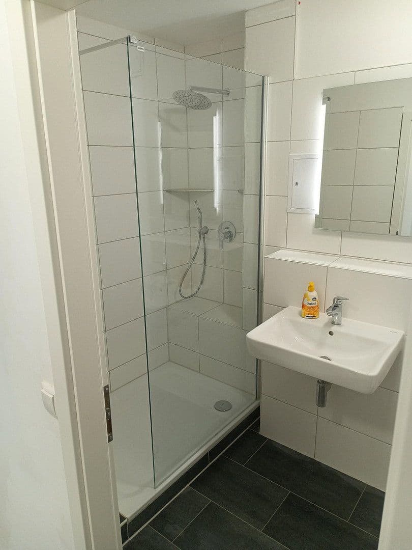 2 bedroom with open-plan kitchen flat to rent, 91 m², Im Mainfeld 23, Frankfurt, Hesse 2 bedroom with open-plan kitchen flat to rent, 91 m², Im Mainfeld 23, Frankfurt, Hesse