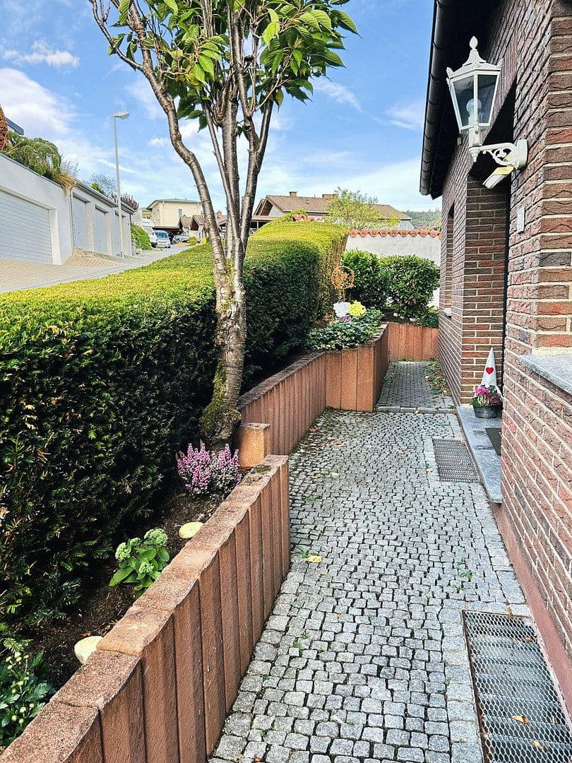 house to rent, 135 m², Auf der Hardt 1, Bad Ems, Rhineland-Palatinate house to rent, 135 m², Auf der Hardt 1, Bad Ems, Rhineland-Palatinate