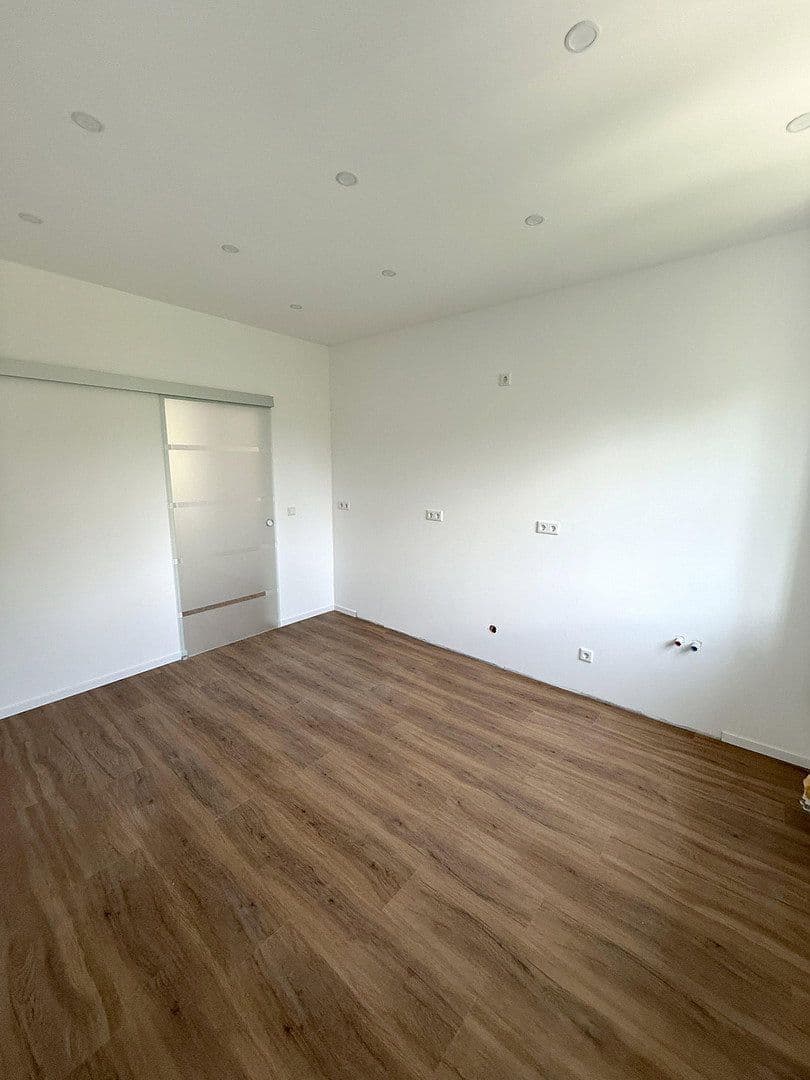 7 bedroom flat for sale, 96 m², Hochtraße 1, Schalksmühle, North Rhine-Westphalia 7 bedroom flat for sale, 96 m², Hochtraße 1, Schalksmühle, North Rhine-Westphalia