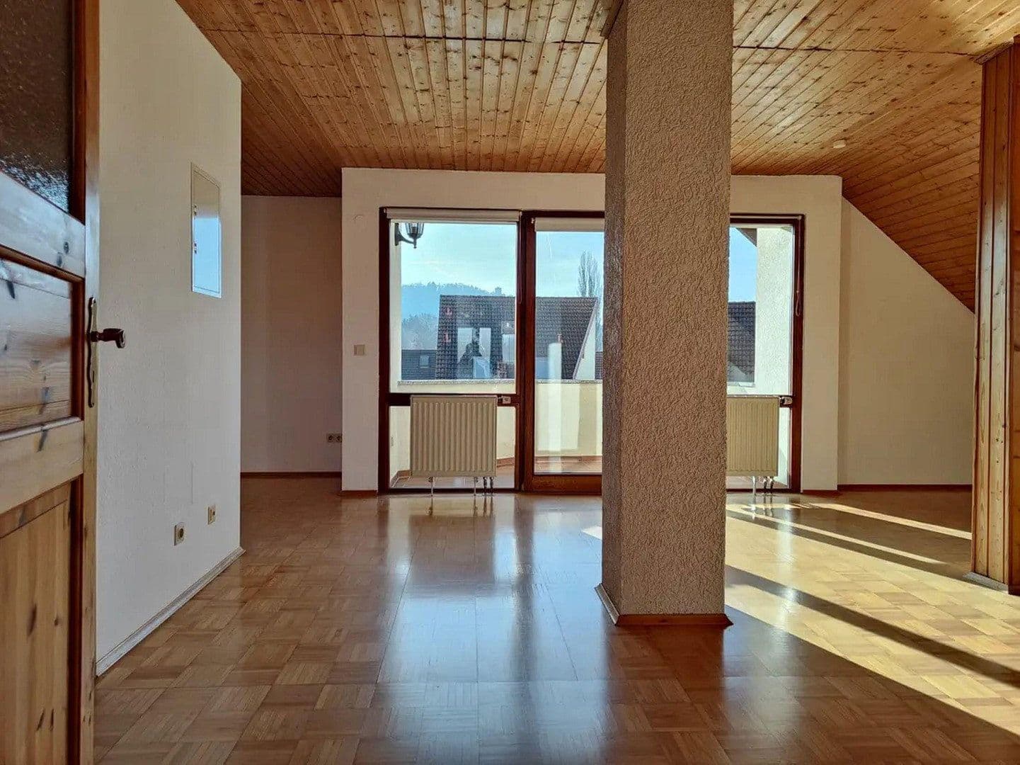 2 bedroom with open-plan kitchen flat to rent, 100 m², Karlsruhe, Baden-Württemberg 2 bedroom with open-plan kitchen flat to rent, 100 m², Karlsruhe, Baden-Württemberg