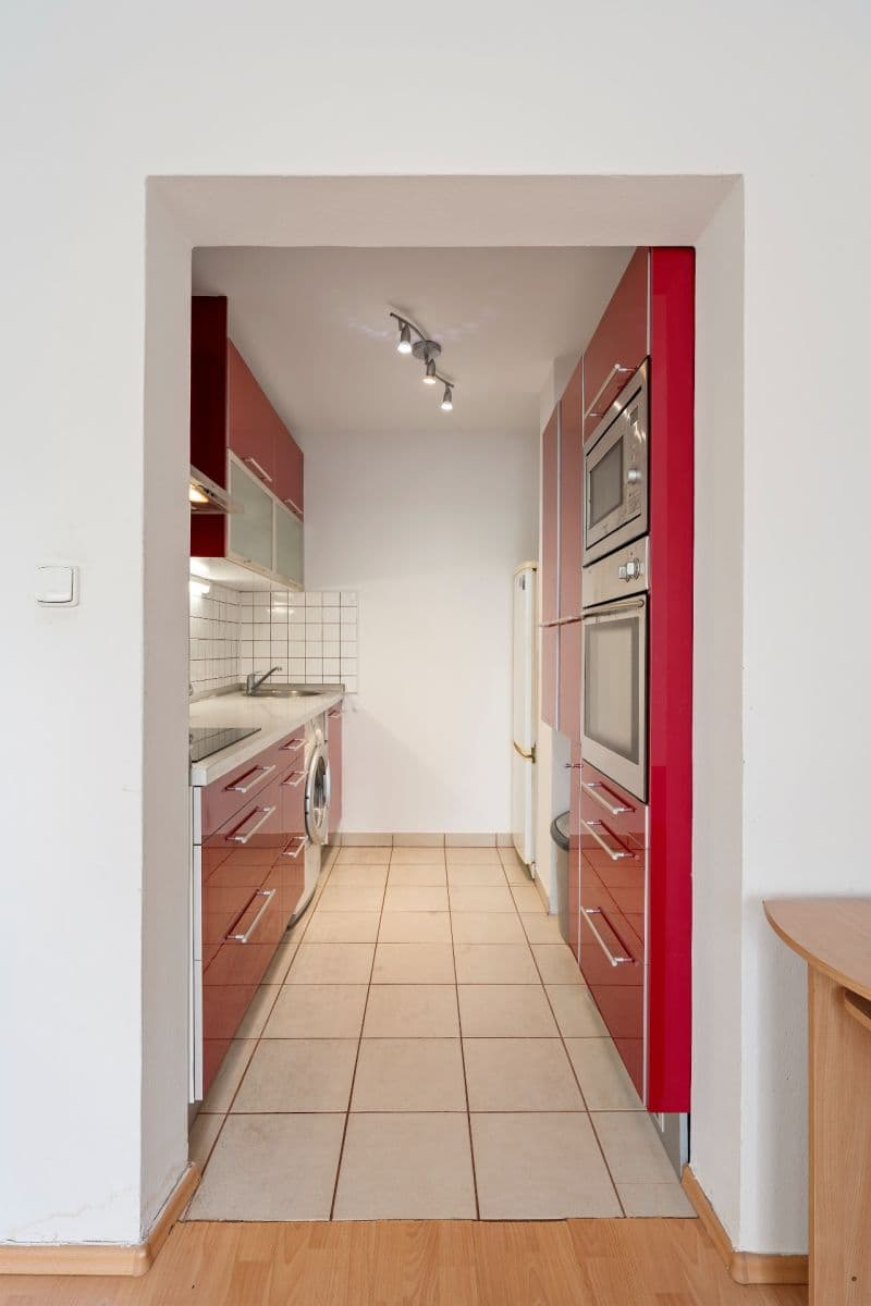 Studio flat for sale, 40 m², Lublinská, Prague, Prague Studio flat for sale, 40 m², Lublinská, Prague, Prague