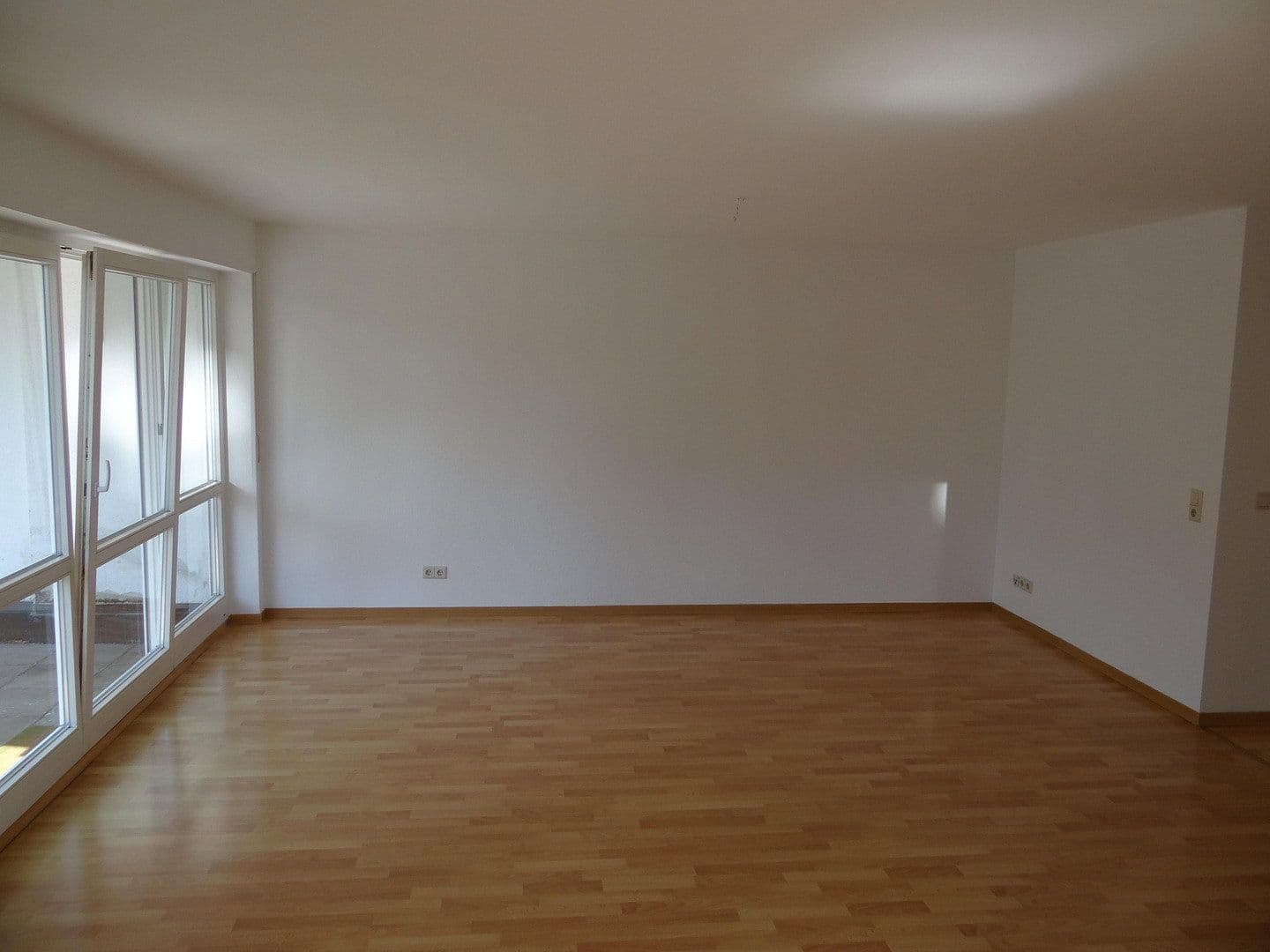 2 bedroom with open-plan kitchen flat to rent, 101 m², Überlingerstr. 4, Rottweil, Baden-Württemberg 2 bedroom with open-plan kitchen flat to rent, 101 m², Überlingerstr. 4, Rottweil, Baden-Württemberg