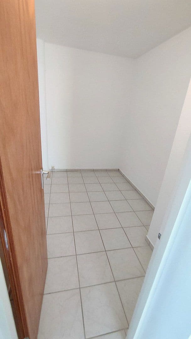 3 bedroom flat to rent, 83 m², Eppelheim, Baden-Württemberg 3 bedroom flat to rent, 83 m², Eppelheim, Baden-Württemberg