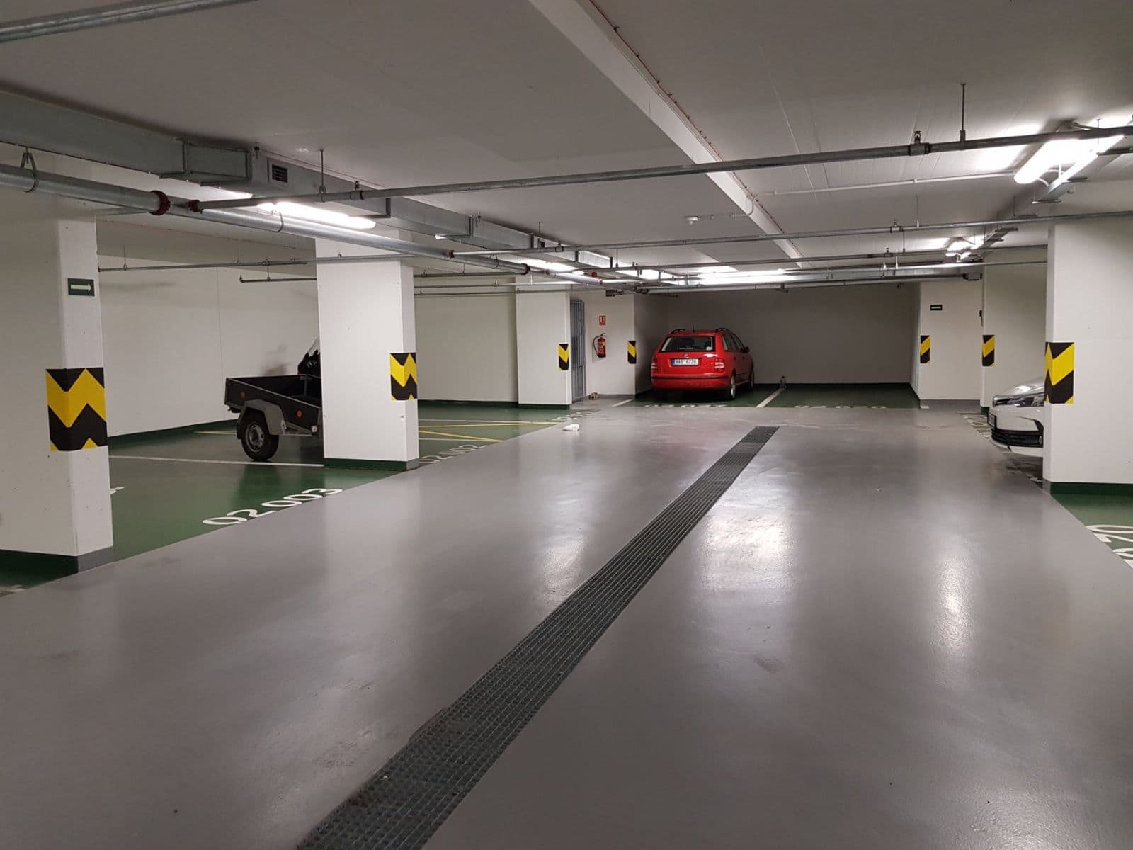 garage to rent, 13 m², V Zahrádkách, Prague, Prague garage to rent, 13 m², V Zahrádkách, Prague, Prague