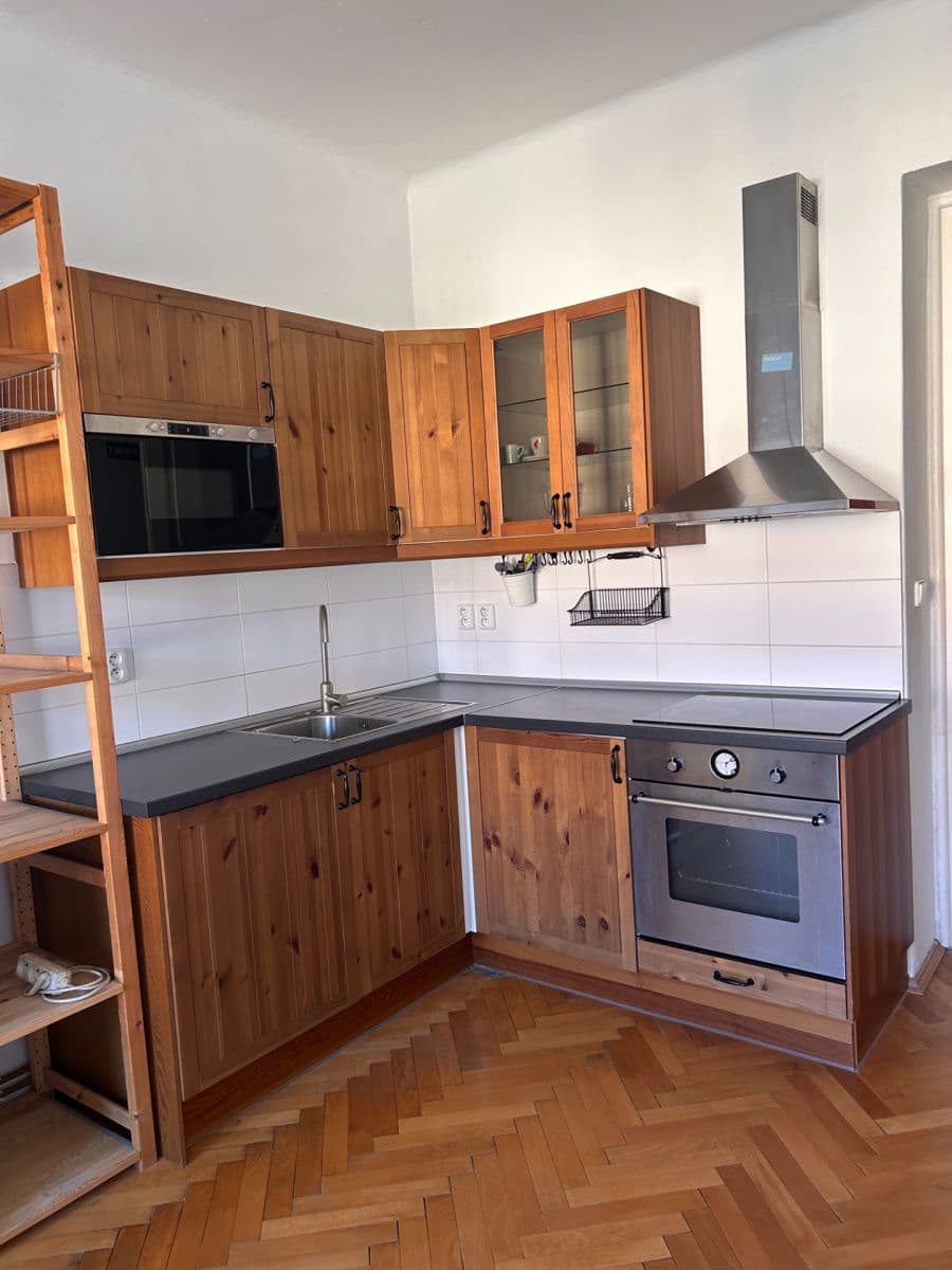 Studio flat to rent, 25 m², Kyjevská, Prague, Prague Studio flat to rent, 25 m², Kyjevská, Prague, Prague