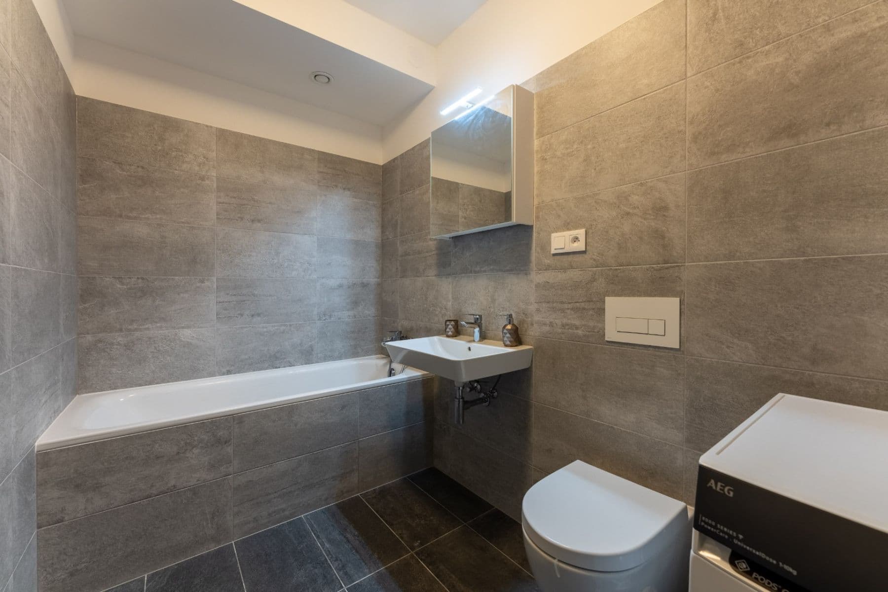 1 bedroom with open-plan kitchen flat for sale, 51 m², Sedlářova, Prague, Prague 1 bedroom with open-plan kitchen flat for sale, 51 m², Sedlářova, Prague, Prague